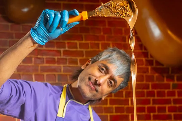 Cadbury World Tempering 600X400px
